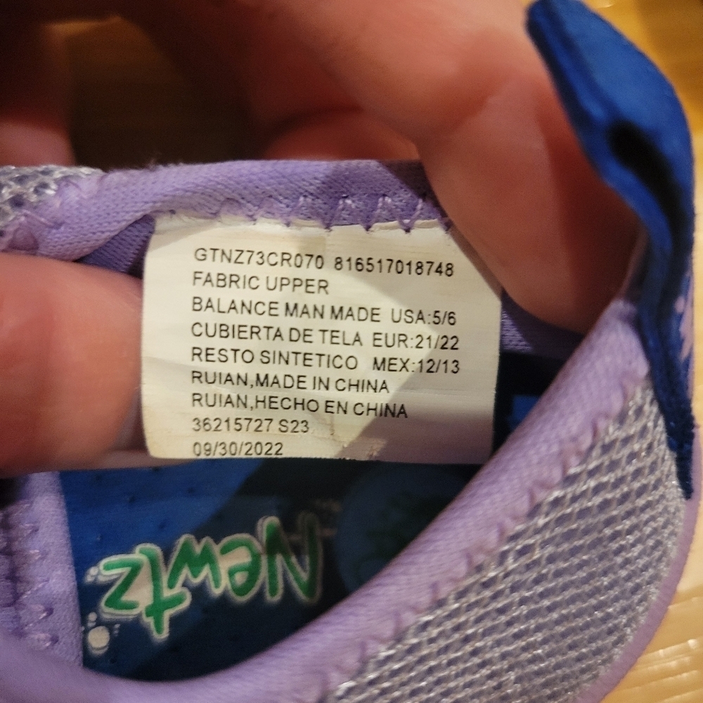 Baby Water Shoe Bundle Newtz Aqua Size 5 Size 6 - Picture 6 of 7